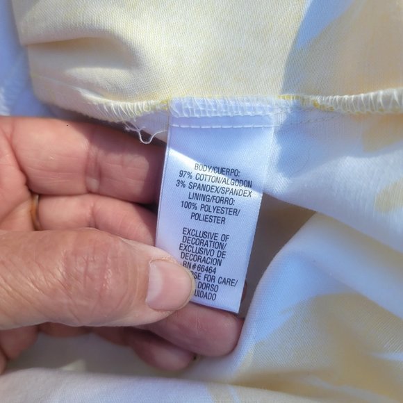 DRESS, Sandra Darren, EUC, size 12 - Picture 7 of 10